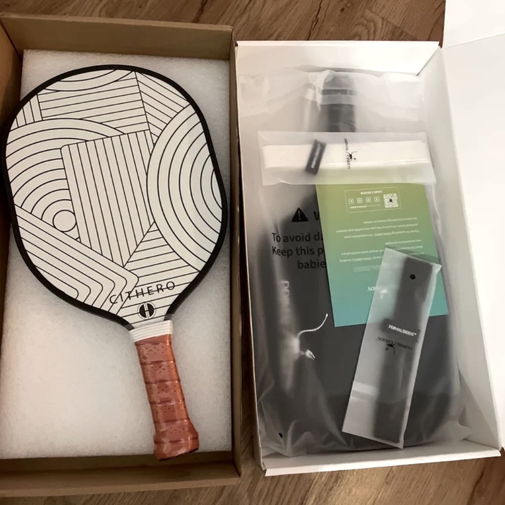2! NEW Pickle ball bundle!! 2 paddles primal birds and CITHERO paddles unused